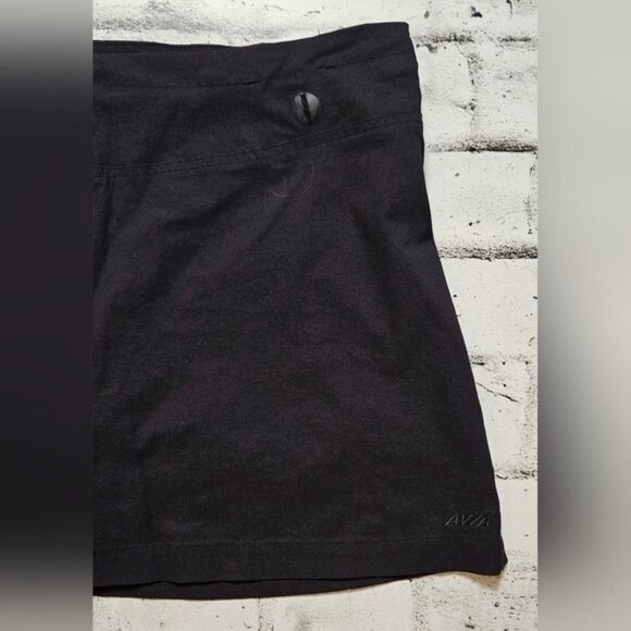 Avia Women's Commuter Golf Skort - Picture 2 of 10